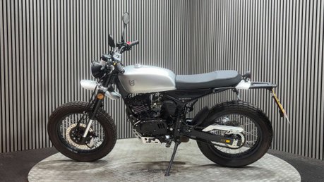 Mutt Razorback 2024 1 OWNER RUNNING PROJECT BIKE SPARES OR REPAIR 125CC 4