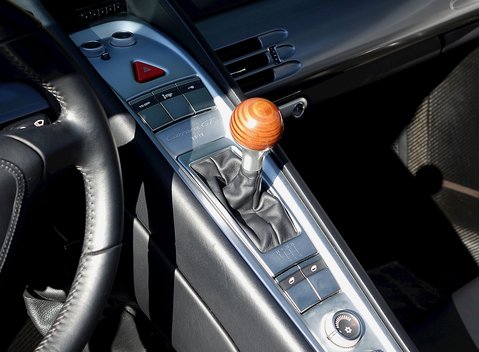 Porsche Carrera GT 4