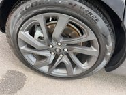 Land Rover Discovery 3.0 SD V6 HSE SUV 5dr Diesel Auto 4WD Euro 6 (s/s) (306 ps) 17