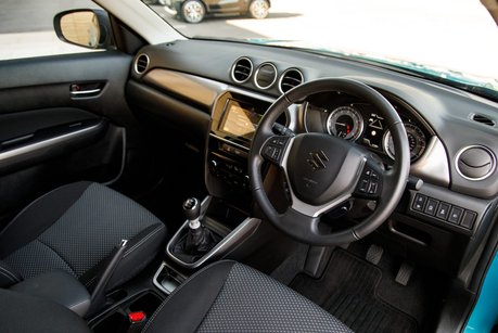 Suzuki Vitara SZ-T BOOSTERJET MHEV
