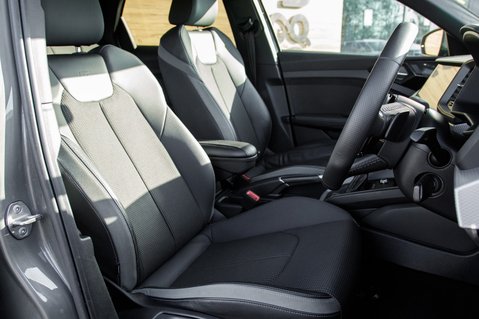 Audi A1 SPORTBACK TFSI S LINE 32