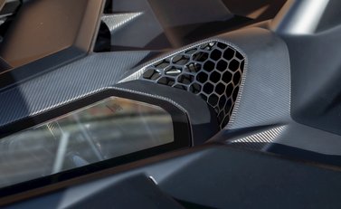 Lamborghini Aventador SVJ LP 770-4 32