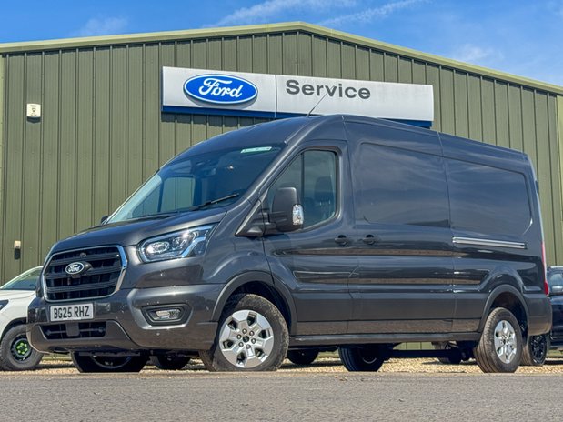 Ford Transit AUTO LWB L3H2 Medium Roof Limited 350 Air Con Alloys Cam EURO 6 NO VAT 1