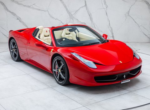 Ferrari 458 Spider 11