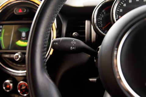 Mini Hatch COOPER 12