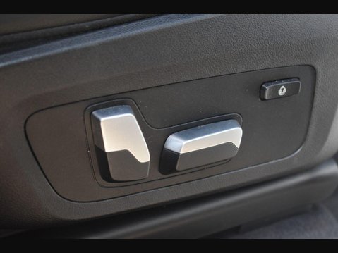 BMW Ix3 80kWh Premier Edition SUV 5dr Electric Auto (286 ps) 11