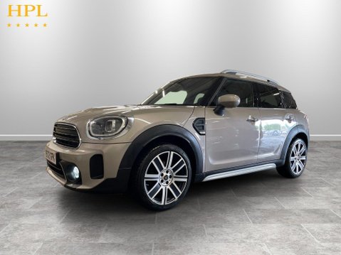 Mini Countryman 1.5 Cooper Exclusive SUV 5dr Petrol Steptronic Euro 6 (s/s) (136 ps) 1 Owne 3