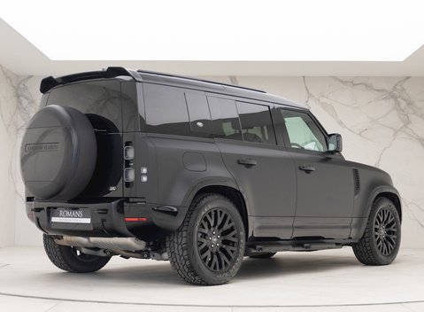 Land Rover Defender 110 X-Dynamic S D250 7