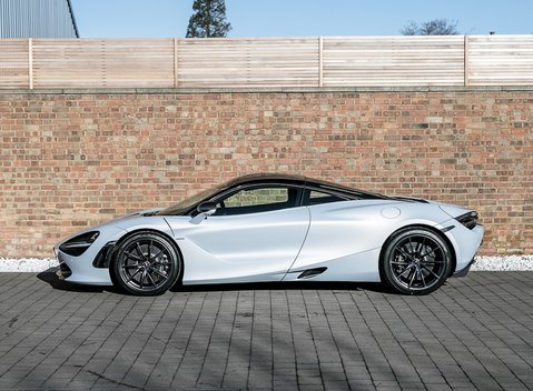 McLaren 720S Performance 2