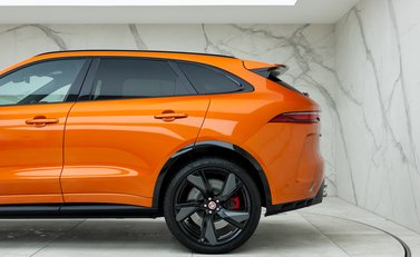Jaguar F-Pace SVR 51
