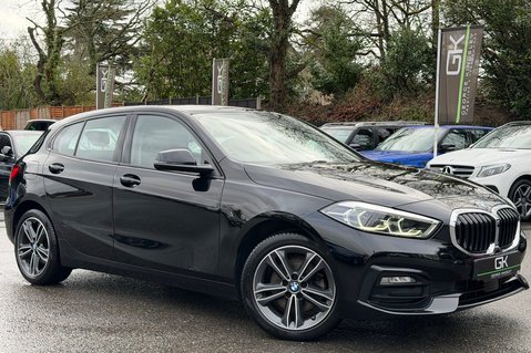 BMW 1 Series 118I SPORT - 1 OWNER -REVERSE CAMERA - PARK ASSISTANT - COMFORT PACKAGE 1