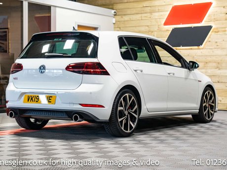 Volkswagen Golf 2.0 Golf GTi Performance TSi Semi-Auto 5dr 4