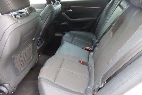 Peugeot 508 1.6 12.4kWh GT Estate 5dr Petrol Plug-in Hybrid e-EAT Euro 6 (s/s) (225 ps) 9