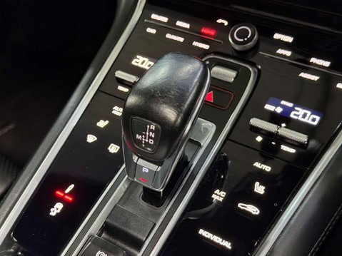Porsche Panamera 4.0 V8 E-Hybrid 14kWh Turbo S Saloon 5dr Petrol Plug-in Hybrid PDK 4WD Euro 58