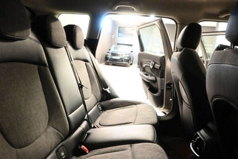 Mini Clubman 1.5 Clubman Cooper Auto 6dr 52