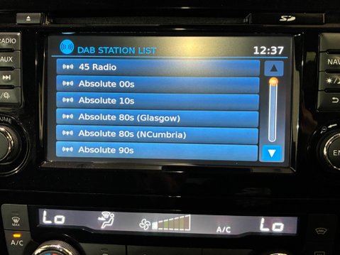 Nissan Qashqai 1.5 dCi Tekna Euro 6 (s/s) 5dr 37