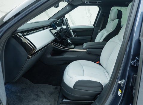Land Rover Range Rover Sport P460e AUTOBIOGRAPHY 19