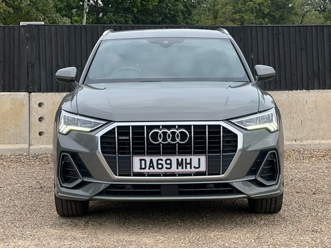 Audi Q3 TFSI QUATTRO S LINE 7
