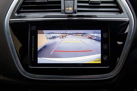 Suzuki SX4 S-Cross SZ-T BOOSTERJET MHEV 26