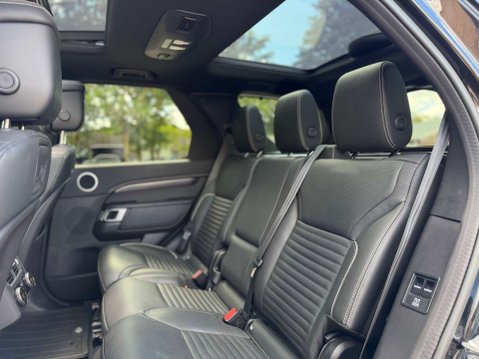 Land Rover Discovery 3.0 Discovery Metro Edition D MHEV Auto 4WD 5dr 38