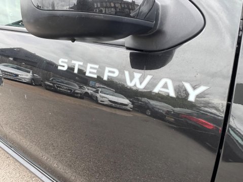 Dacia Sandero Stepway 0.9 TCe Laureate Euro 5 5dr 18