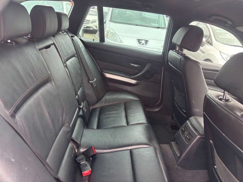 BMW 3 Series 2.0 318d M Sport 5dr 43