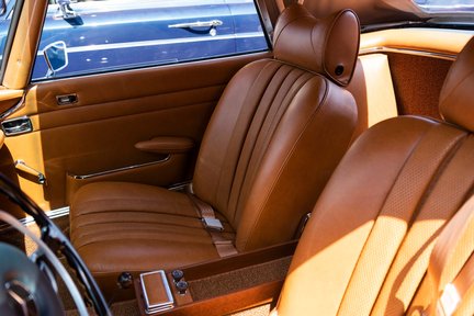 Mercedes-Benz SL 280 Pagoda 53