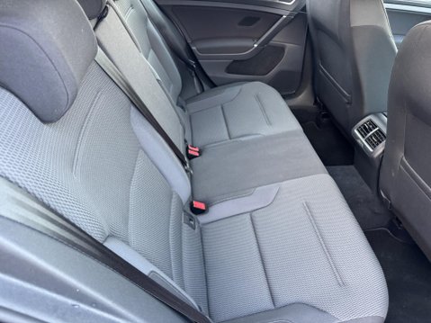 Volkswagen Golf 1.4 TSI BlueMotion Tech Match DSG Euro 5 (s/s) 5dr 32