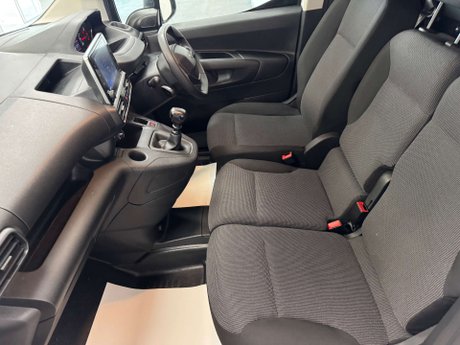 Peugeot Partner 1.5 Partner Professional Premium+ BHDi 17