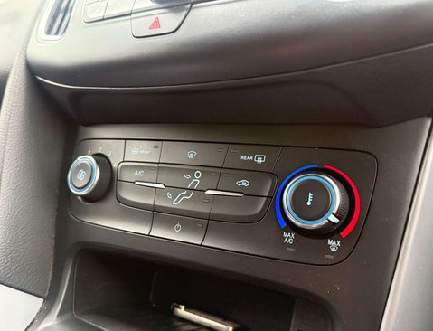 Ford Focus 1.0 Focus Zetec 5dr 20