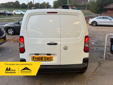 Vauxhall Combo 1.6 Combo 2300 Edition S/S 5