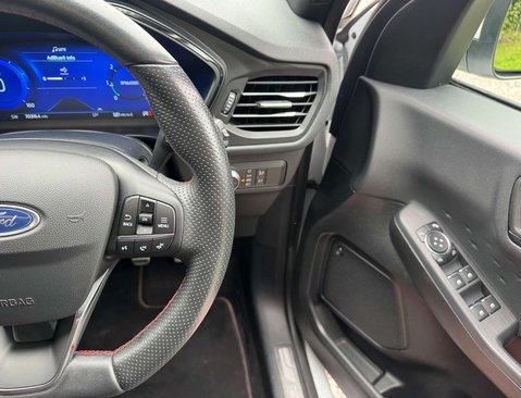 Ford Kuga 2.0 Kuga ST-Line X EcoBlue MHEV 5dr 26