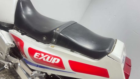 Yamaha FZR 1989 RUNNING PROJECT BIKE CLASSIC SPORTS BIKE NAKED 1000CC 20