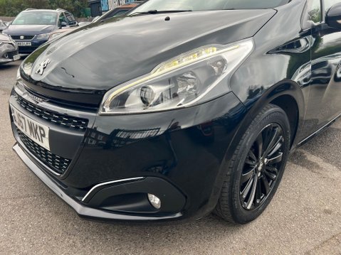 Peugeot 208 1.2 PureTech Black Edition Euro 6 3dr 10