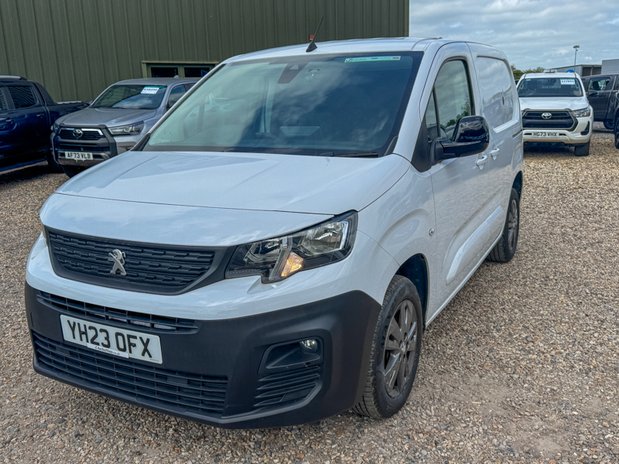 Peugeot Partner AUTO SWB L1H1 Low Roof Premium Plus Air Con Alloys Nav Sensors EURO 6 2