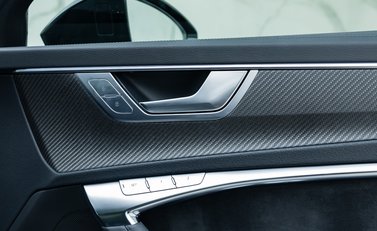 Audi RS6 Avant Vorsprung URBAN 25