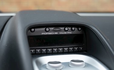 Porsche Carrera GT 19