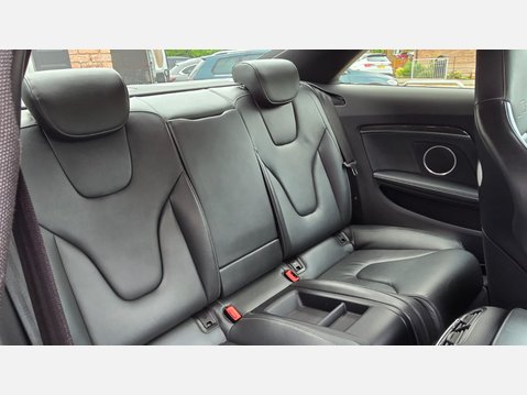 Audi RS5 4.2 FSI V8 Coupe 2dr Petrol S Tronic quattro Euro 5 (450 ps) 11