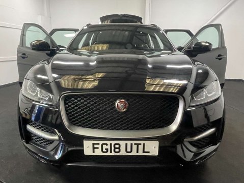 Jaguar F-Pace 2.0 F-PACE R-Sport AWD D Auto 4WD 5dr 8