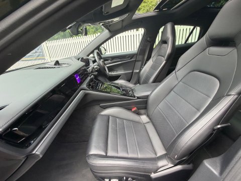 Porsche Panamera 4 PDK 62