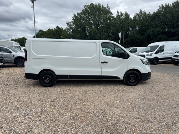 Renault Trafic LWB L2H1 Low Roof Business LL30 Air Con Sensors EURO 6 5