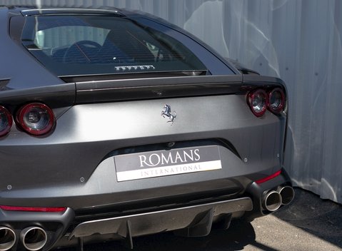Ferrari 812 Superfast 20