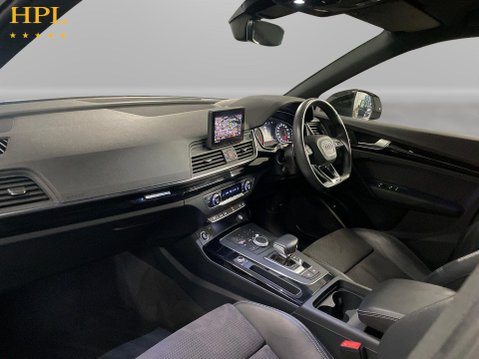 Audi Q5 2.0 TDI 40 Black Edition SUV 5dr Diesel S Tronic quattro Euro 6 (s/s) (190 15