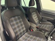 Volkswagen Golf 1.4 Golf GTE Advance Semi-Auto 5dr 38