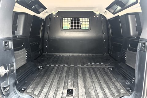 Land Rover Defender 110 D250 Hard Top SE MHEV - No VAT 11