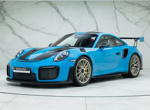 Porsche 911 GT2 RS Weissach (991) 1
