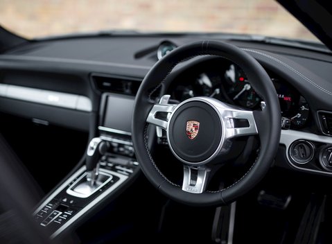 Porsche 911 (991) 50th Anniversary Edition 11