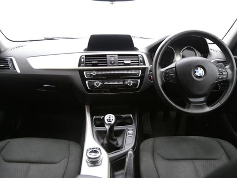 BMW 1 Series 1.5 116d SE Business Euro 6 (s/s) 5dr 9
