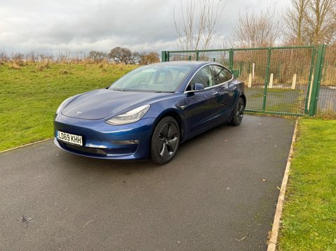 Tesla Model 3 (Dual Motor) Performance 7