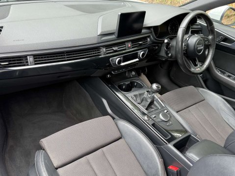 Audi A4 2.0 A4 S Line TDI 5dr 4